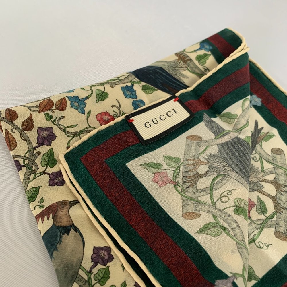 Gucci Floral Condo Crespo Pocket Square in White - Picture 5 of 8